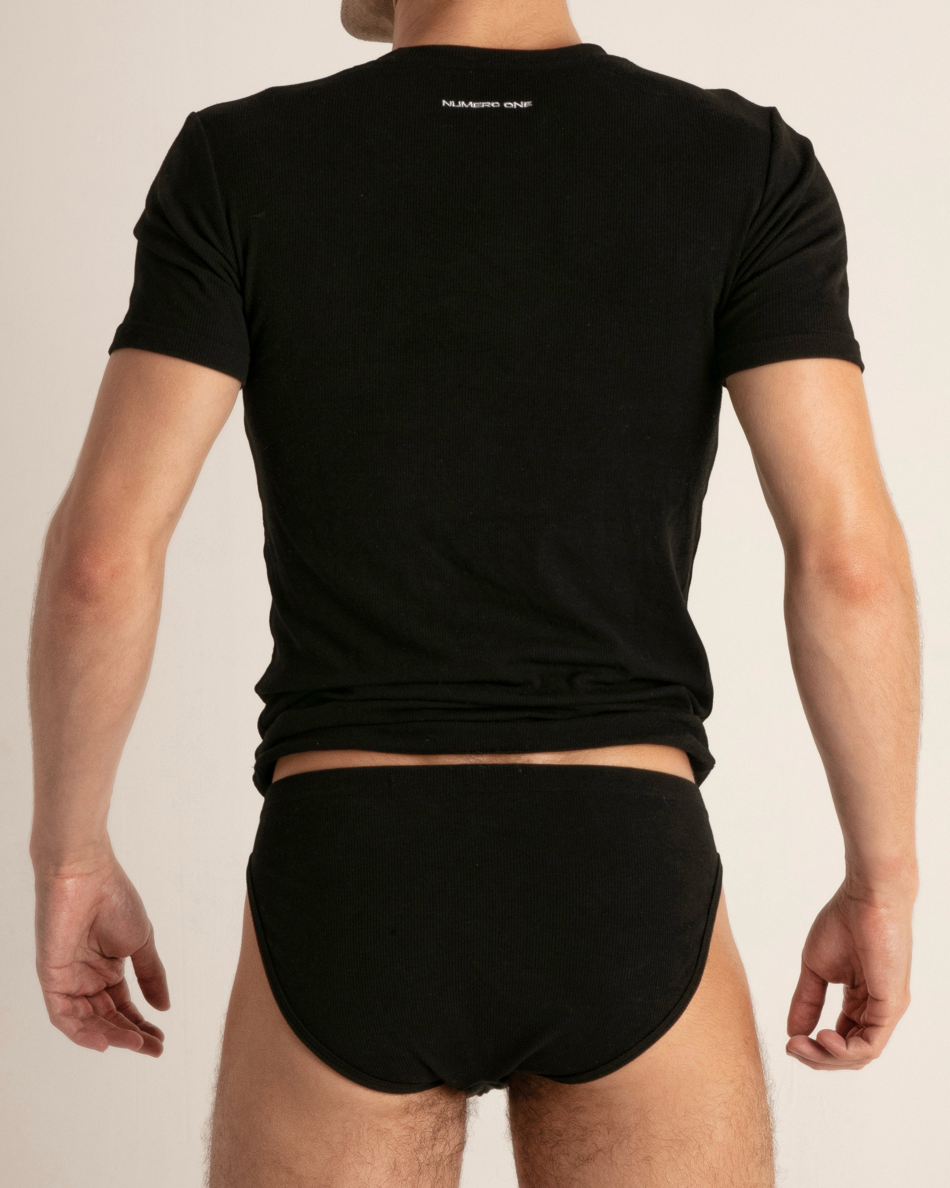 ESSENTIAL T-SHIRT - NOIR