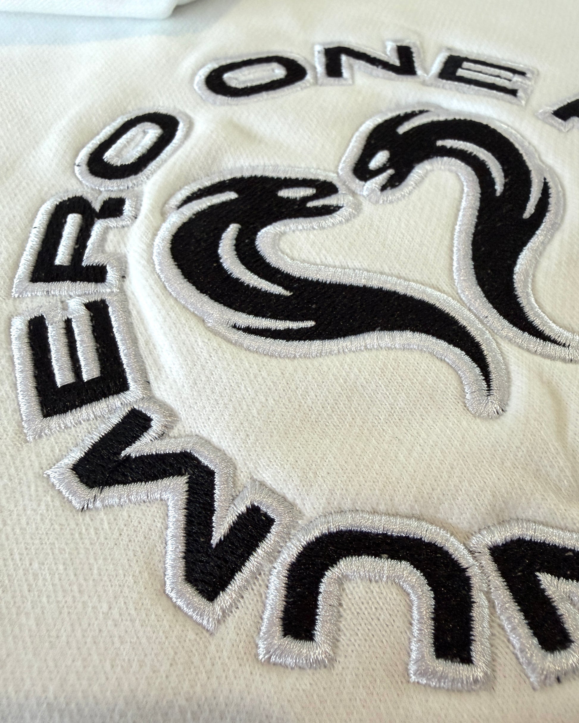 SWEAT ZIPPÉ - BLANC SNOW