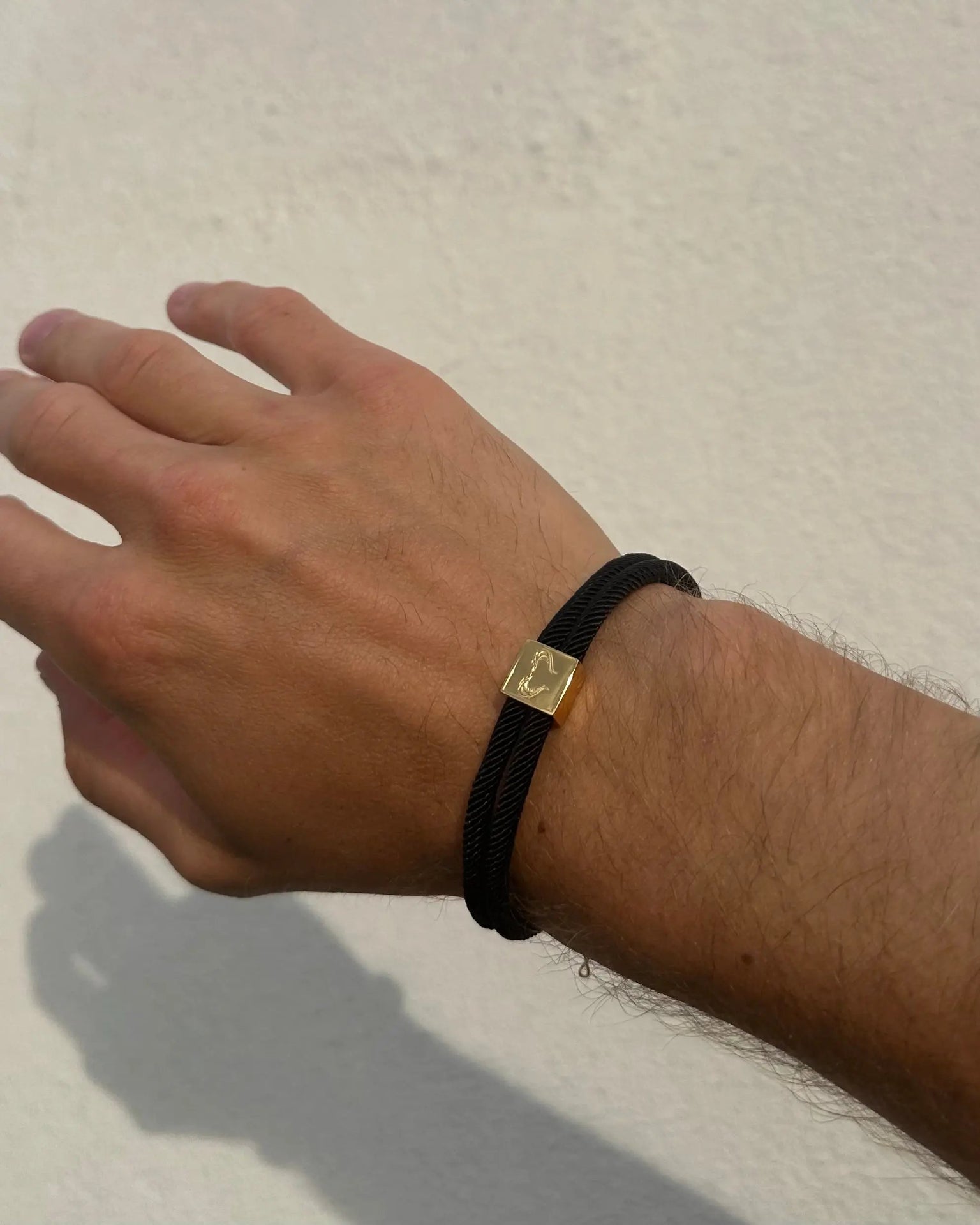 BRACELET CORDE - DORÉ Numero One