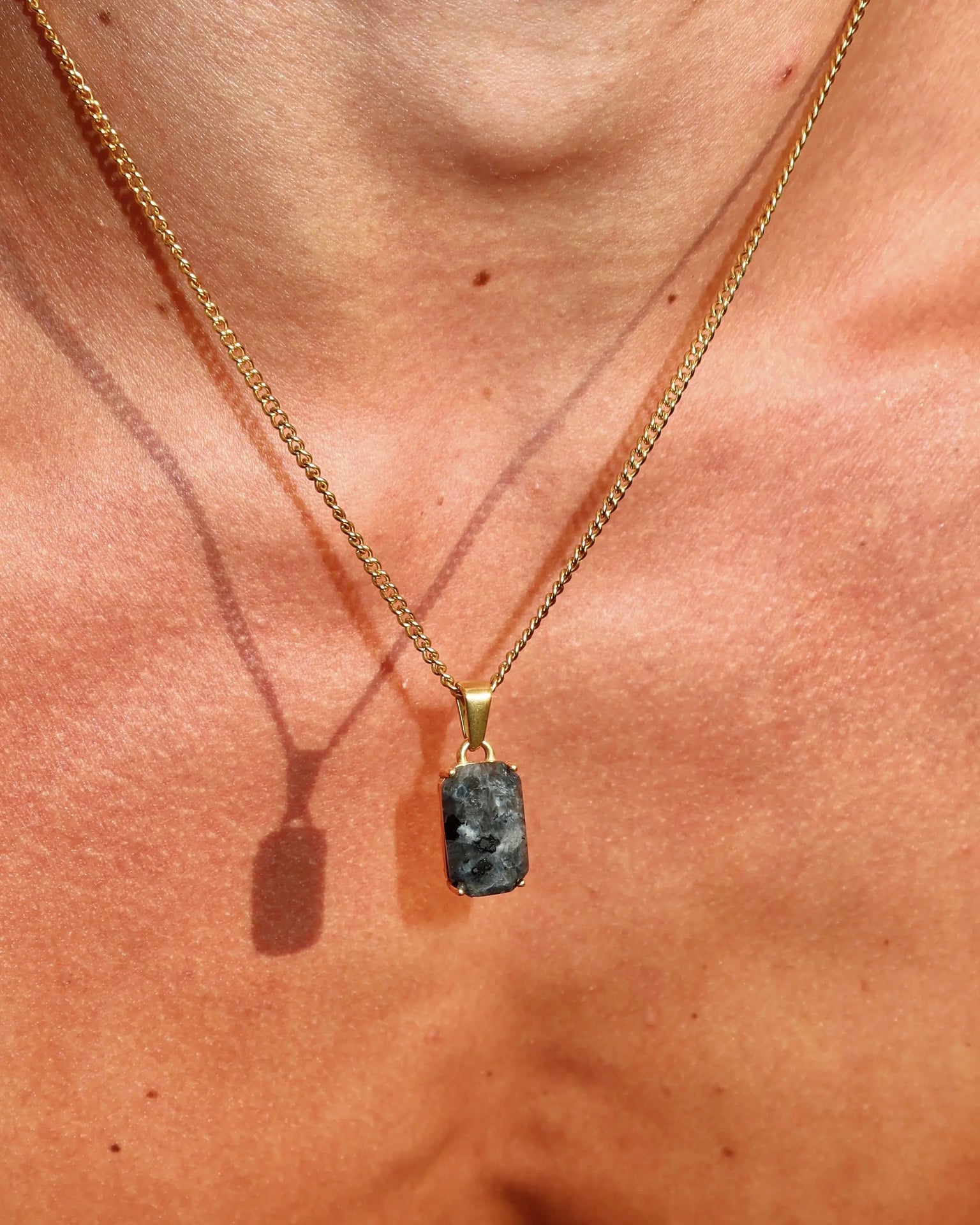 COLLIER ÉBÈNE - DORÉ Numero One