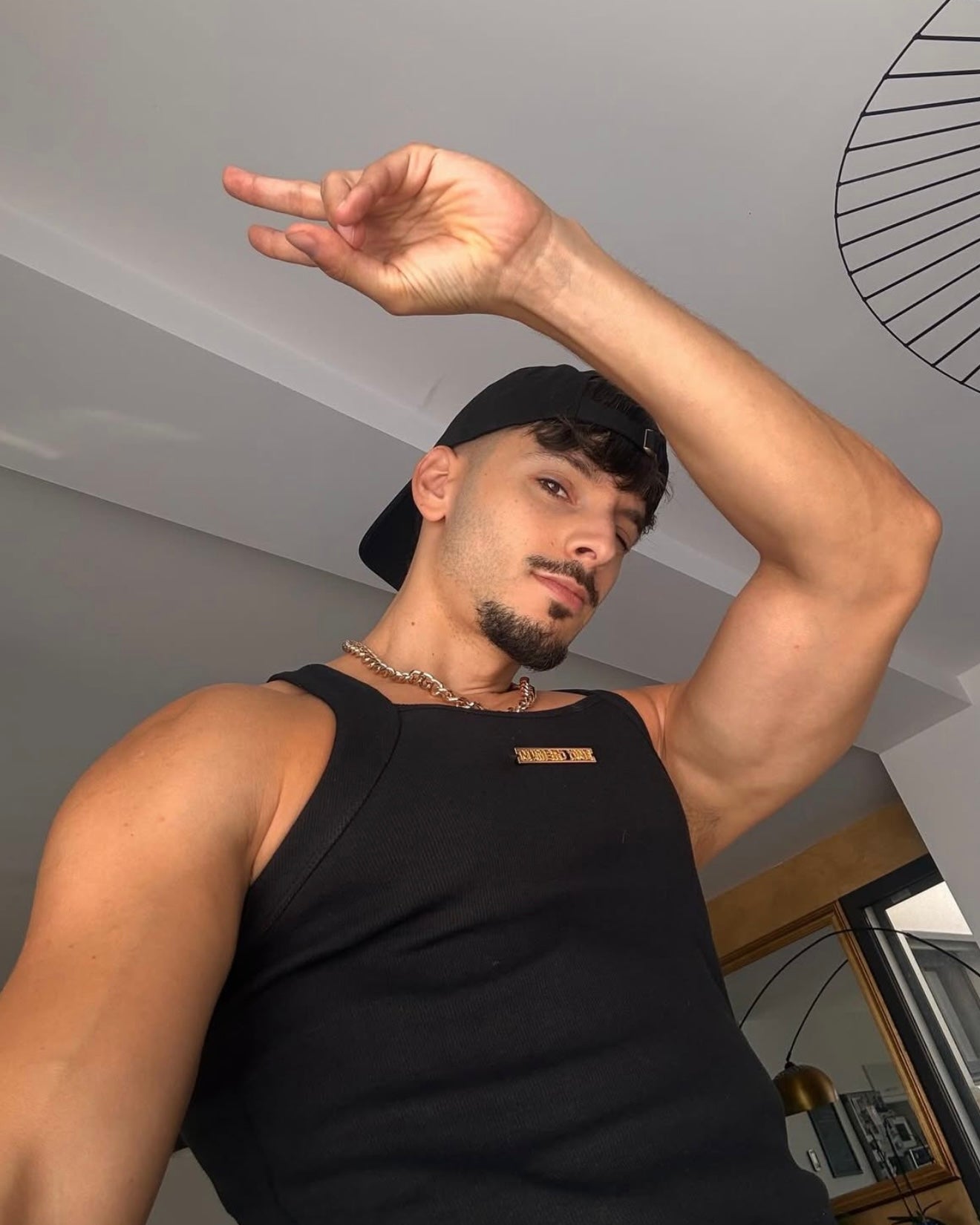 SIGNATURE TANK TOP - BLACK
